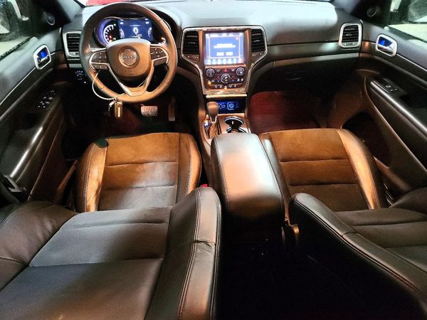 2018 JEEP GRAND CHEROKEE LAREDO 4X2
