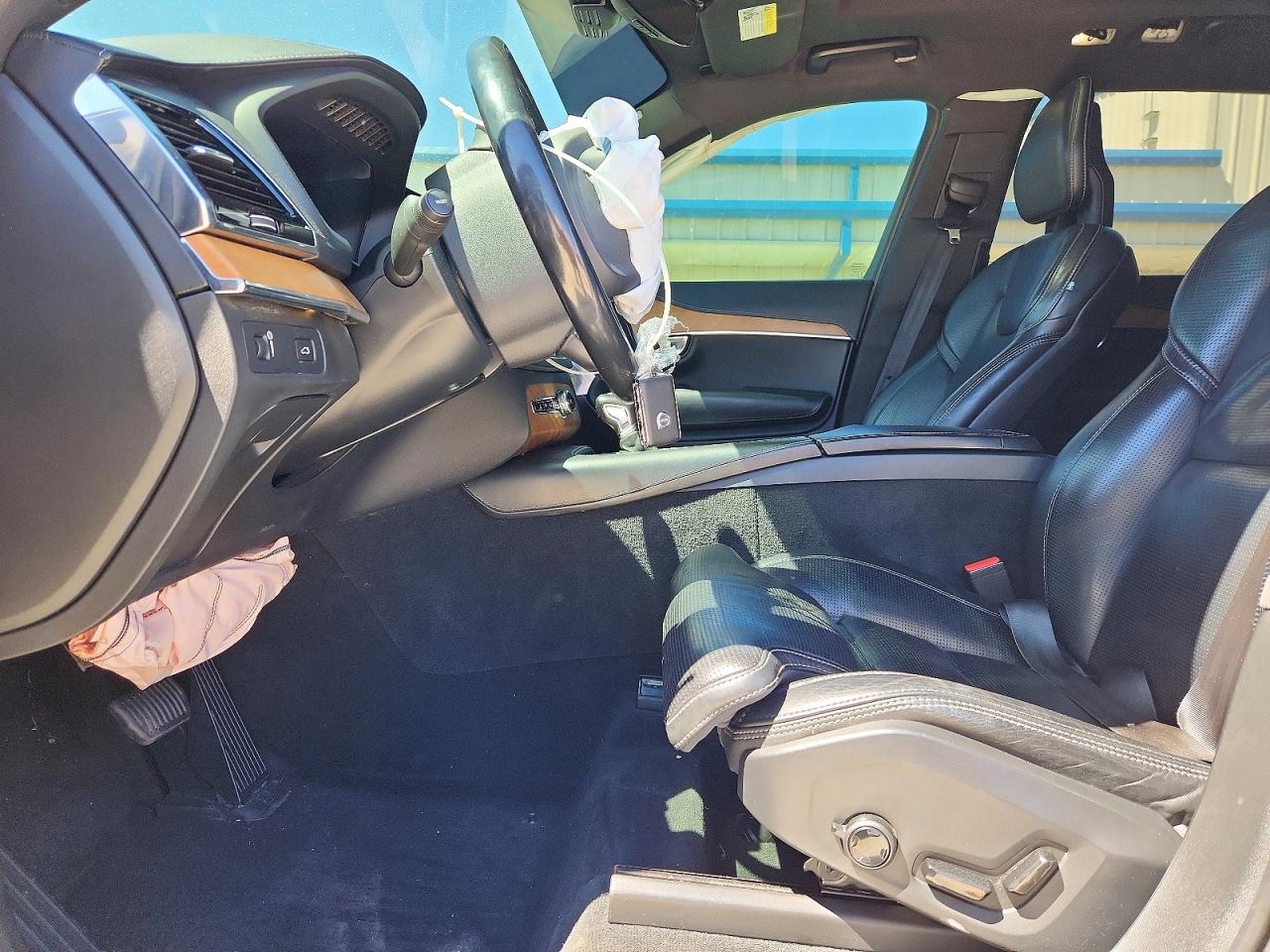 2018 VOLVO XC90 Inscription