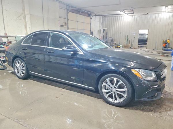 2016 MERCEDES-BENZ C C300