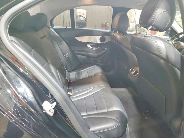 2016 MERCEDES-BENZ C C300