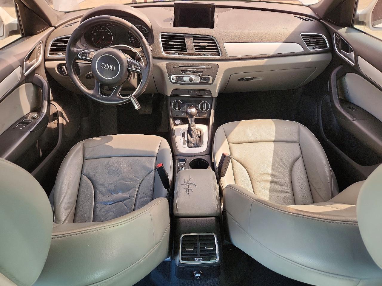 2017 AUDI Q3 Premium