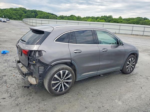 2023 MERCEDES-BENZ GLA