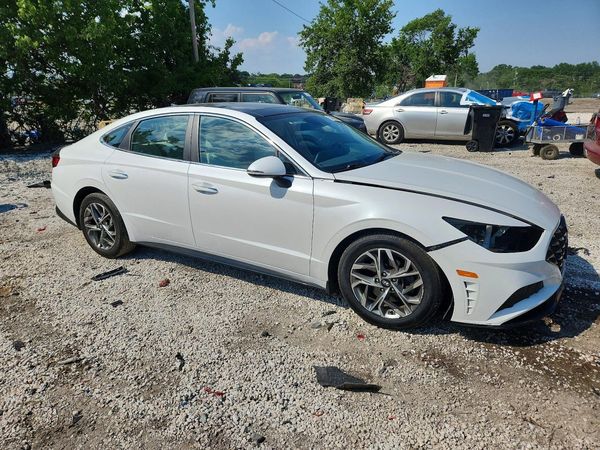 2022 HYUNDAI SONATA