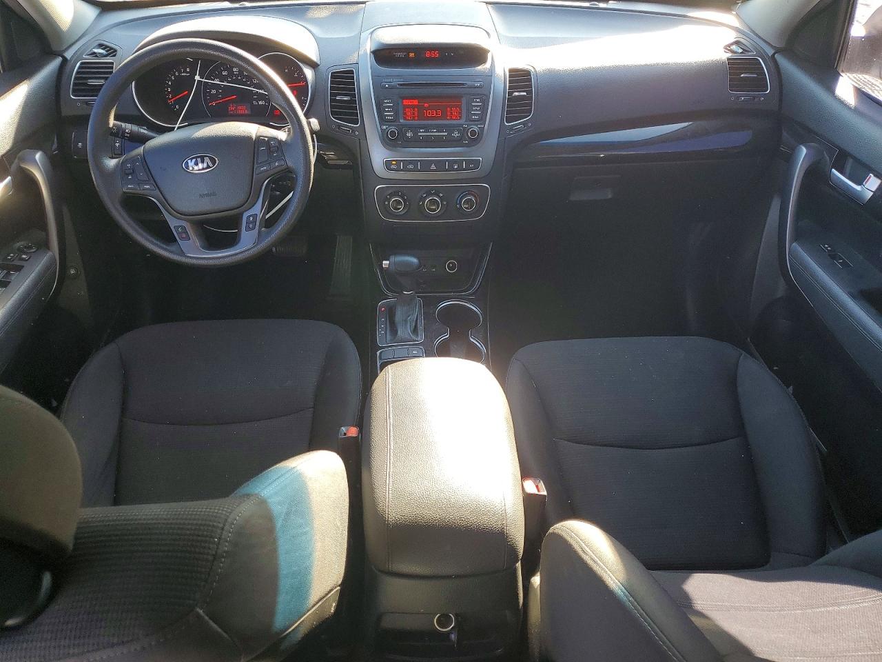 2015 KIA SORENTO GL