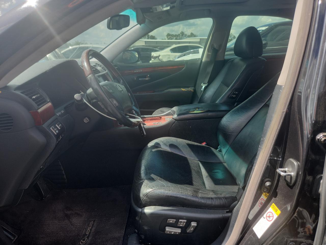 2011 LEXUS LS 460