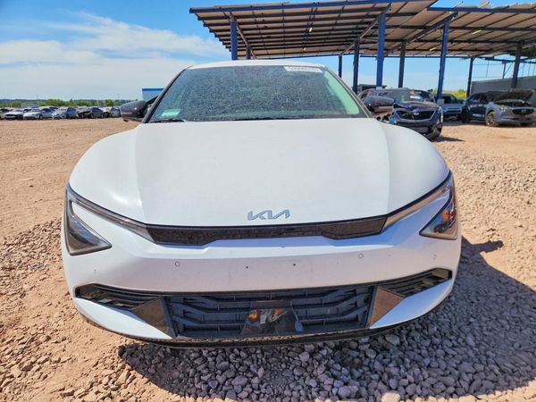 2025 KIA EV6