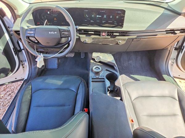 2025 KIA EV6