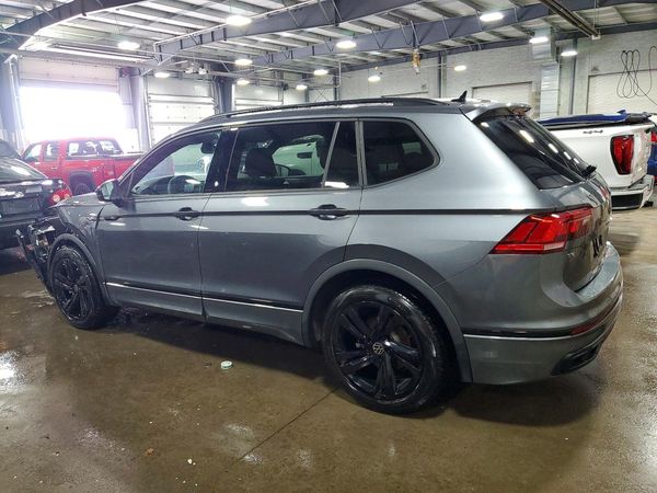 2024 VOLKSWAGEN TIGUAN 4Motion SE R-Line Black