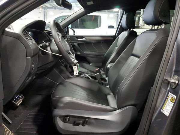 2024 VOLKSWAGEN TIGUAN 4Motion SE R-Line Black