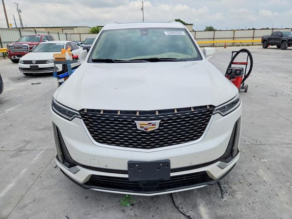 2020 CADILLAC XT6