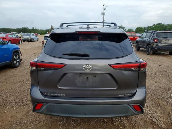 2020 TOYOTA HIGHLANDER