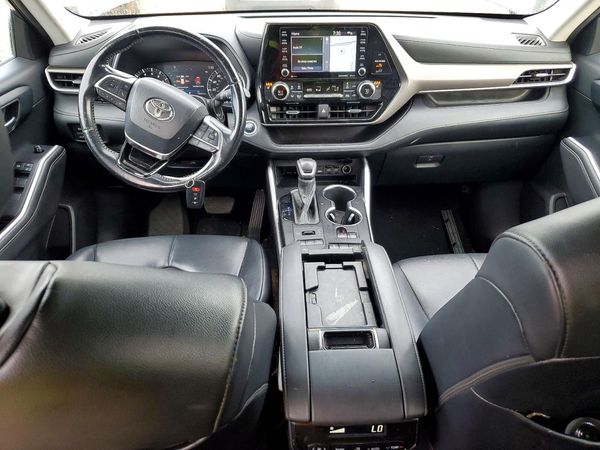 2020 TOYOTA HIGHLANDER