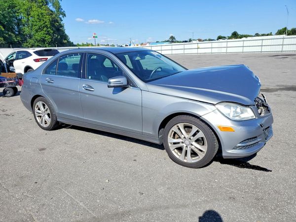 2014 MERCEDES-BENZ C C250