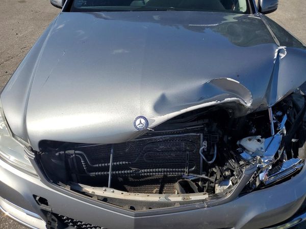 2014 MERCEDES-BENZ C C250