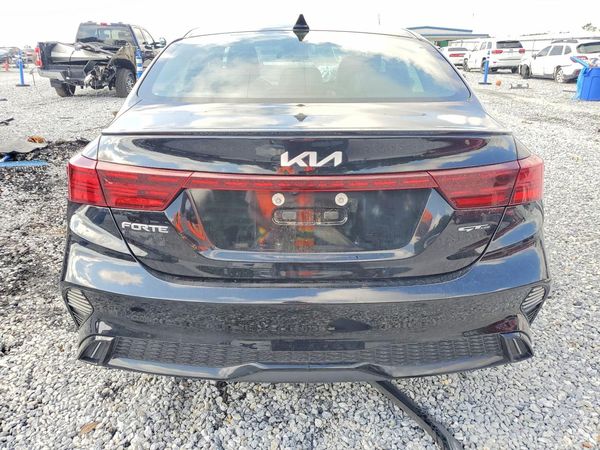 2022 KIA FORTE