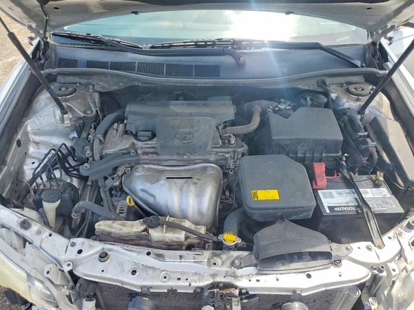 2014 TOYOTA CAMRY