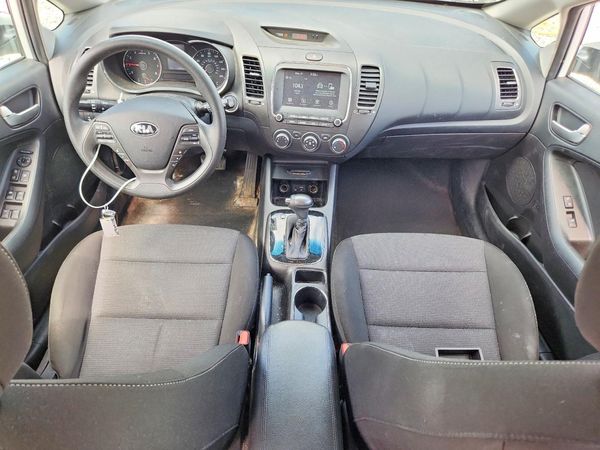 2017 KIA FORTE