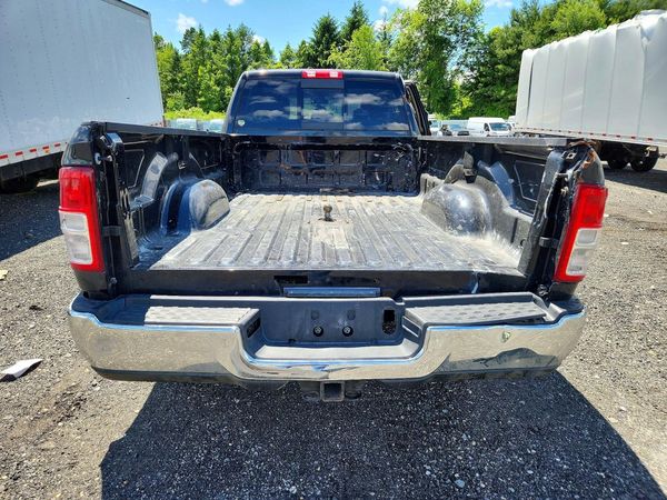 2020 RAM 3500