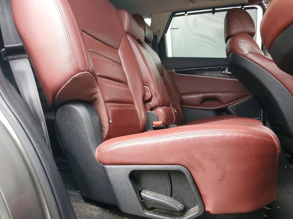 2017 KIA SORENTO SX, SX Limited