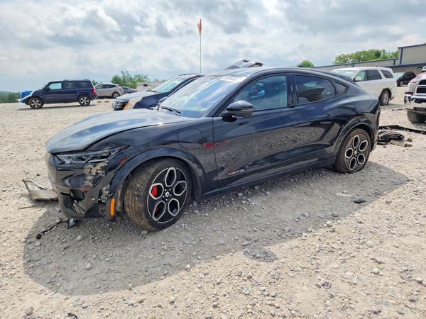 2022 FORD MUSTANG — DSFA — Front 3/4