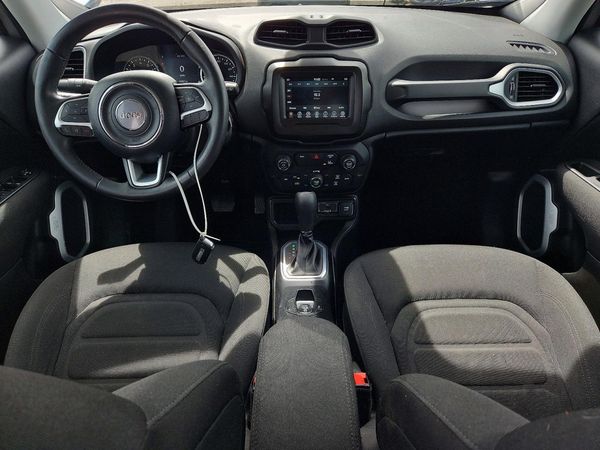 2021 JEEP RENEGADE LATITUDE 4X2