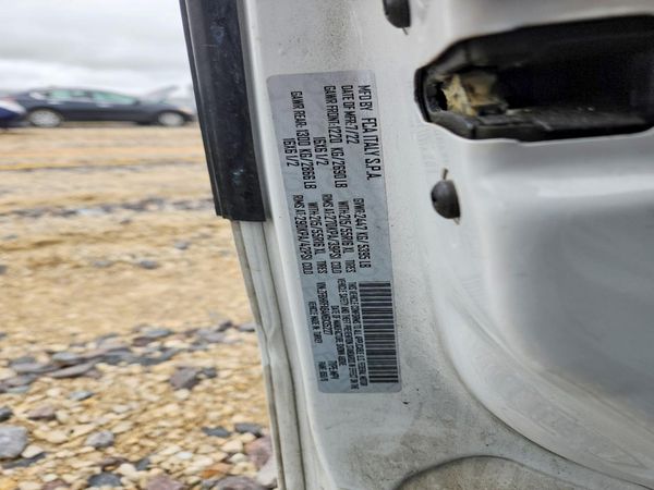 2022 RAM PROMASTER CITY Tradesman
