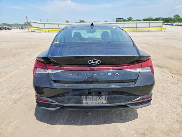 2021 HYUNDAI ELANTRA SE
