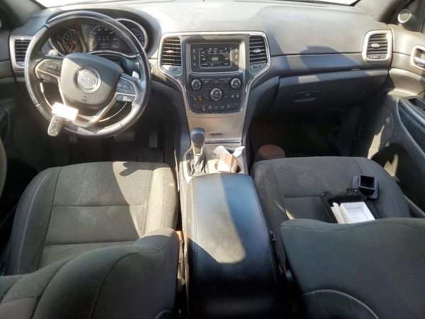 2017 JEEP GRAND CHEROKEE LAREDO 4X4