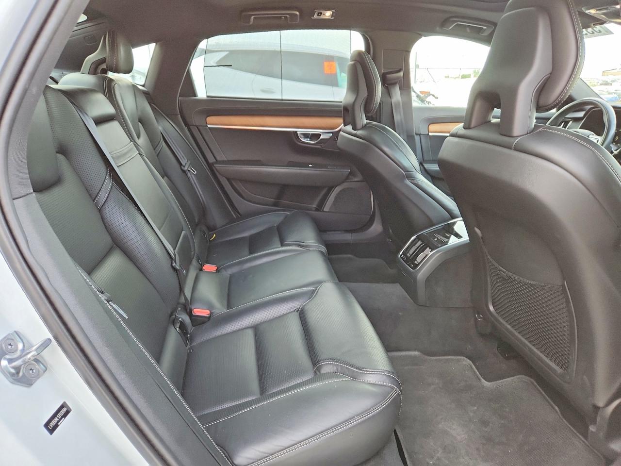 2018 VOLVO S90 Inscription