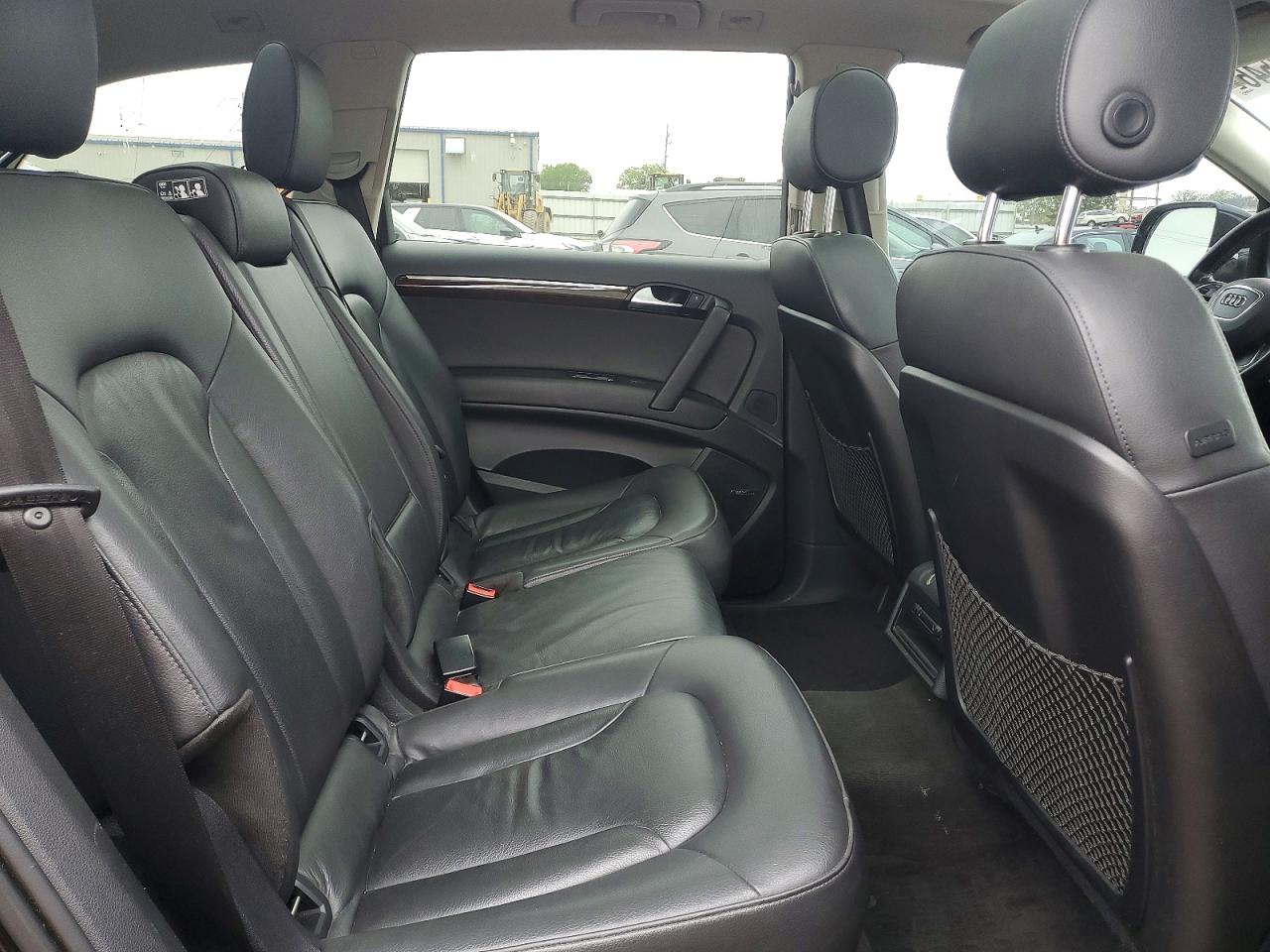 2012 AUDI Q7 Premium Plus