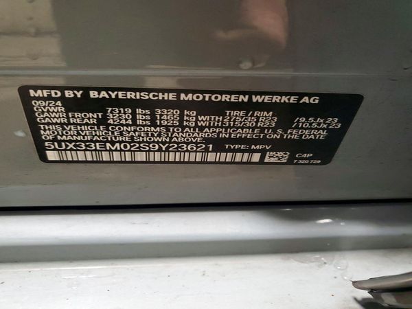 2025 BMW X7 M60i