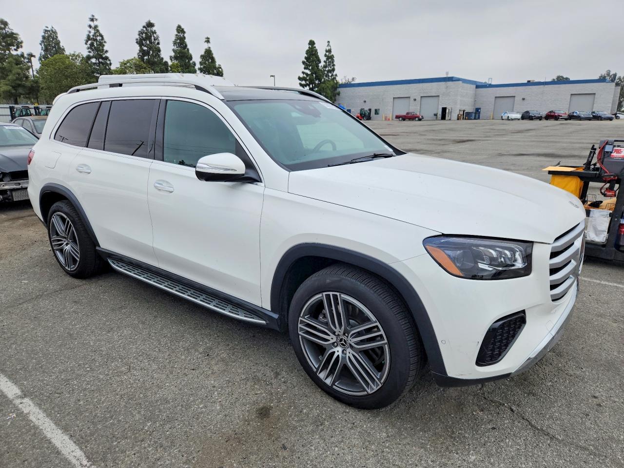 2024 MERCEDES-BENZ GLS