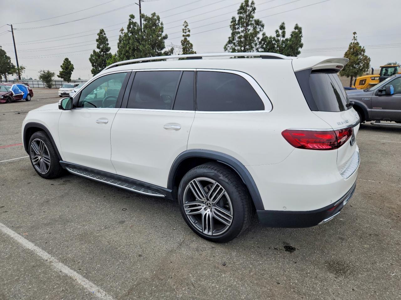 2024 MERCEDES-BENZ GLS