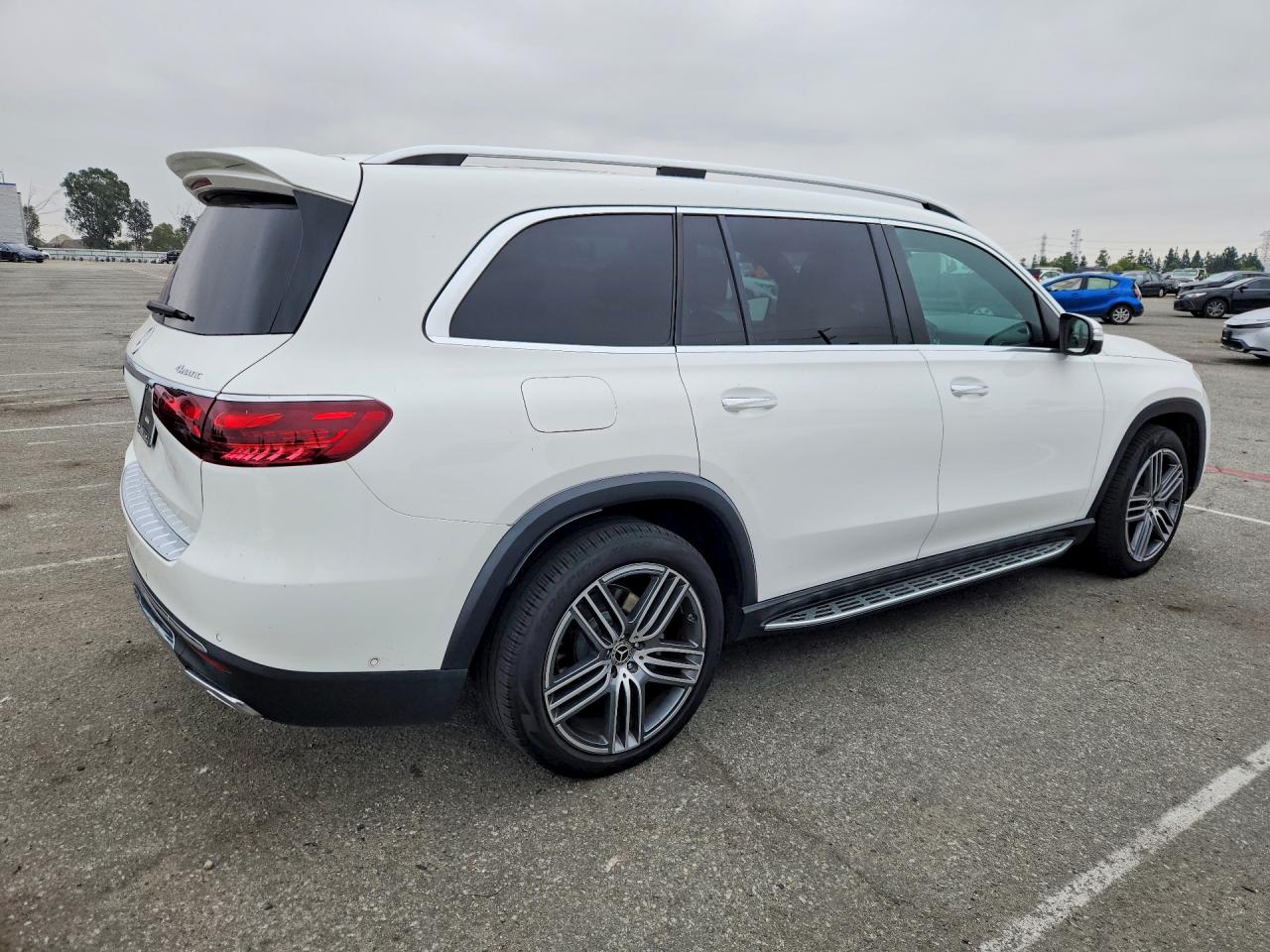 2024 MERCEDES-BENZ GLS