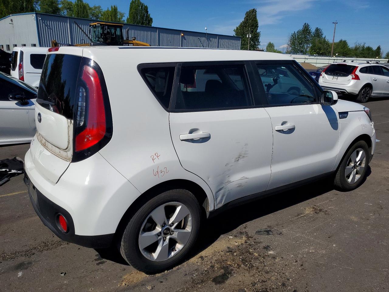 2019 KIA SOUL Base