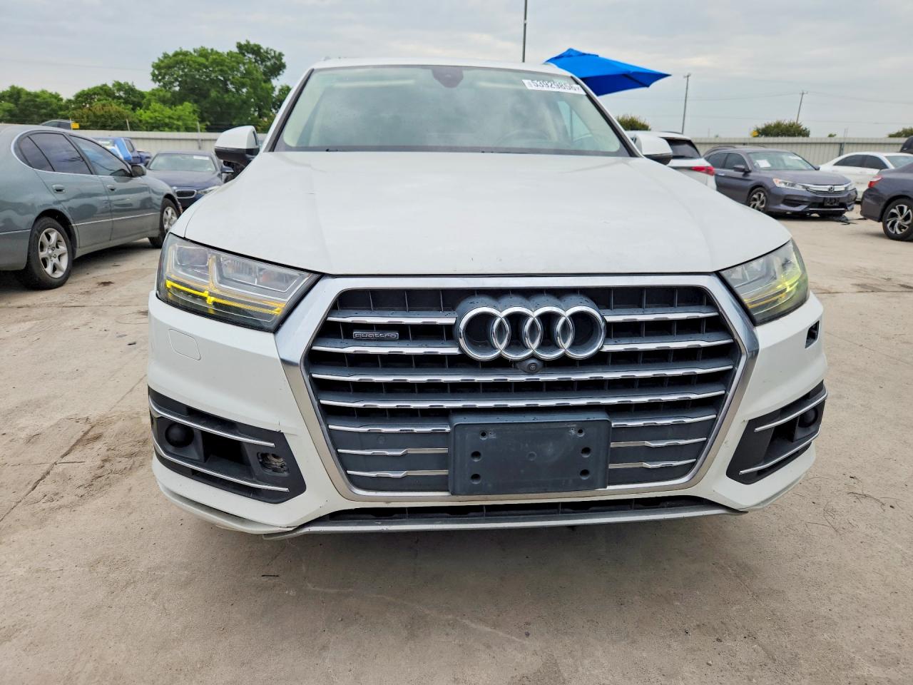 2017 AUDI Q7 quattro Prestige