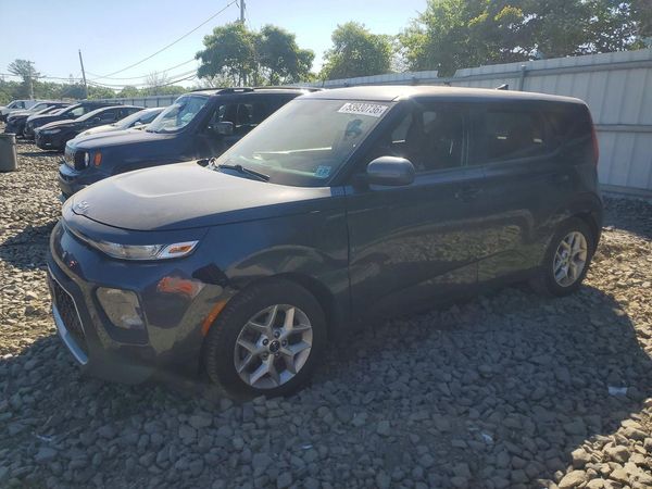 2022 KIA SOUL