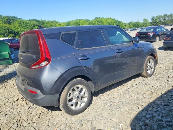 2022 KIA SOUL