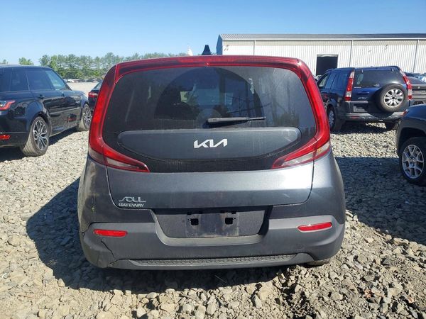 2022 KIA SOUL