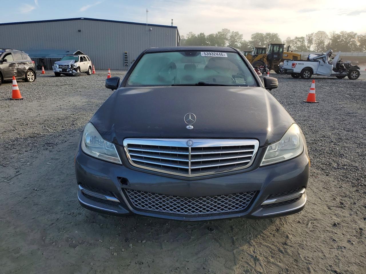 2014 MERCEDES-BENZ C C250