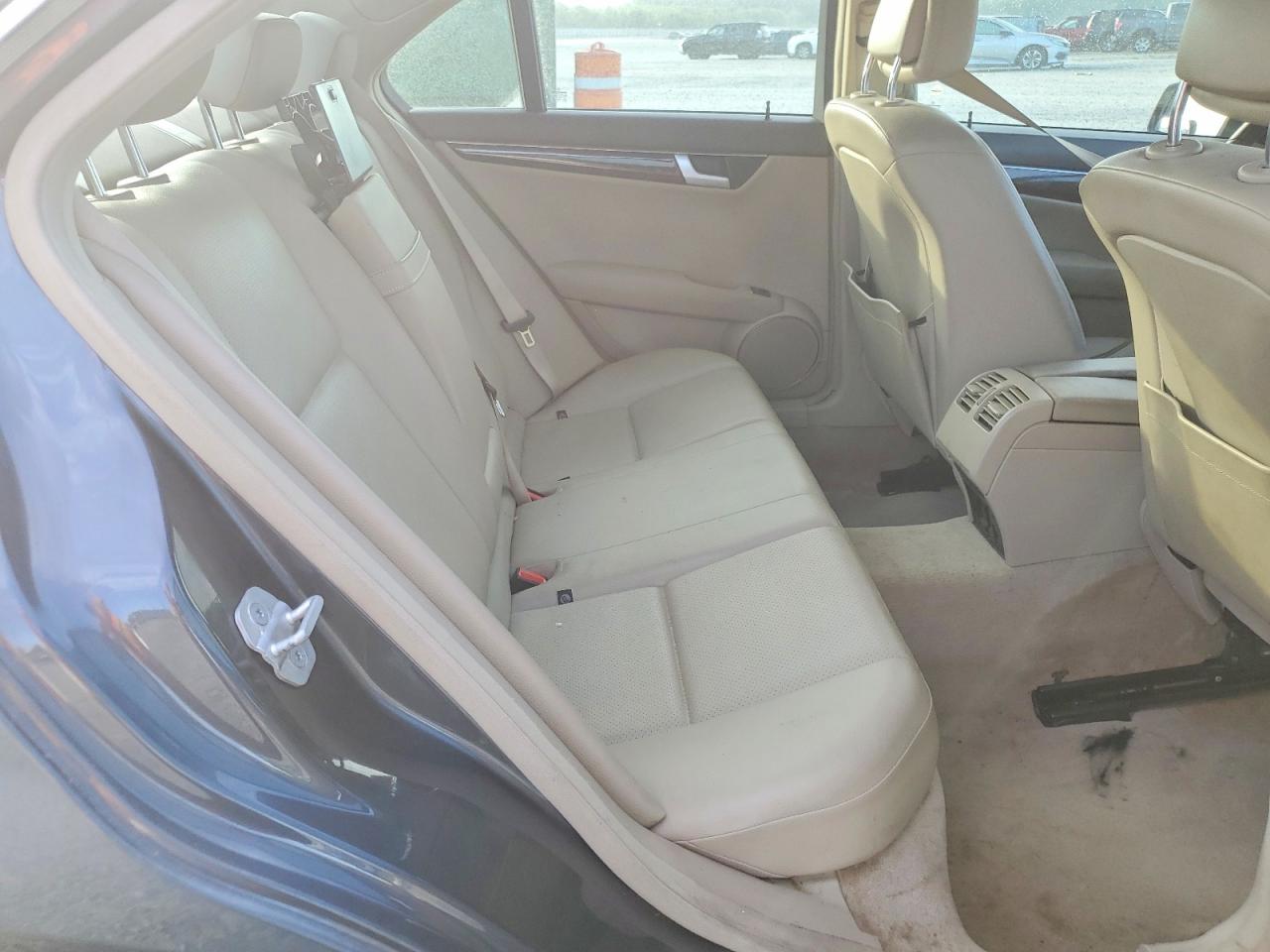 2014 MERCEDES-BENZ C C250