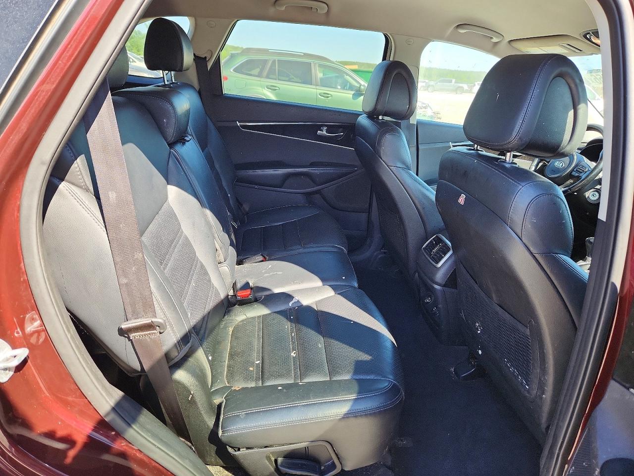 2016 KIA SORENTO EX