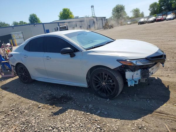 2023 TOYOTA CAMRY XSE — Passenger 3/4