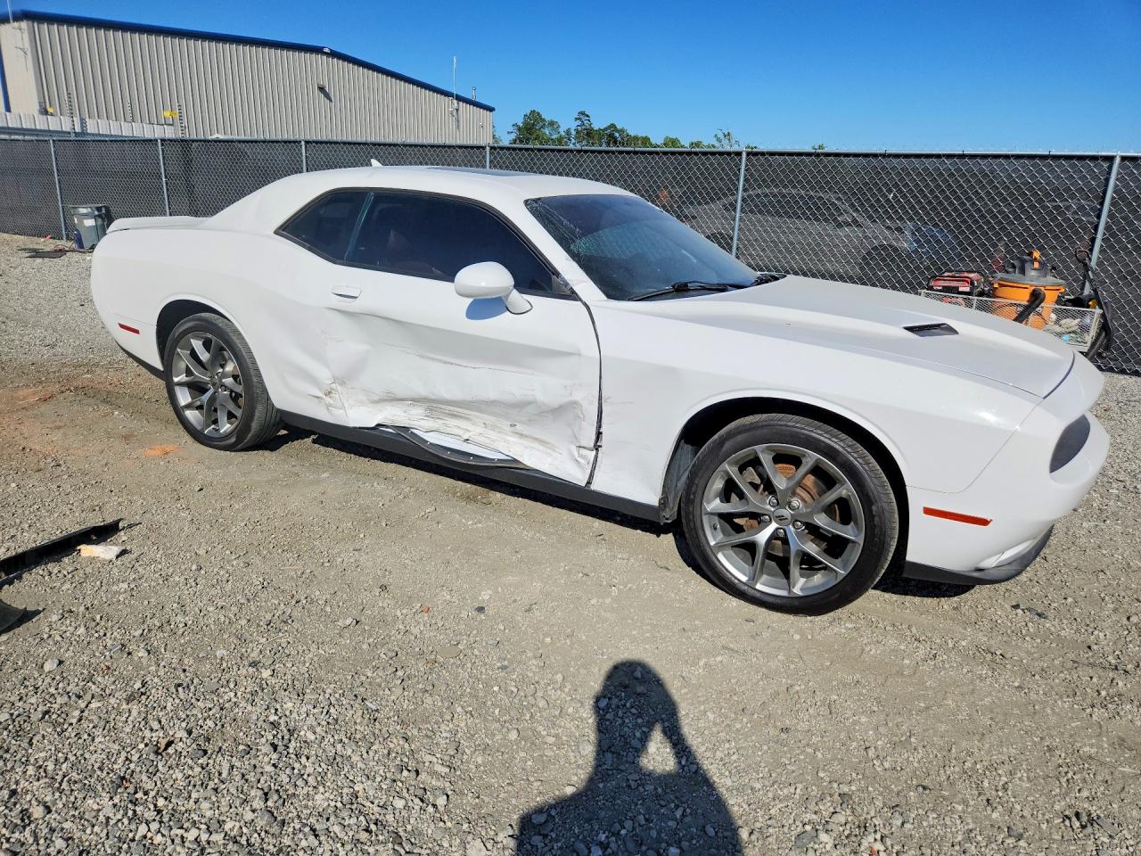 2020 DODGE CHALLENGER SXT