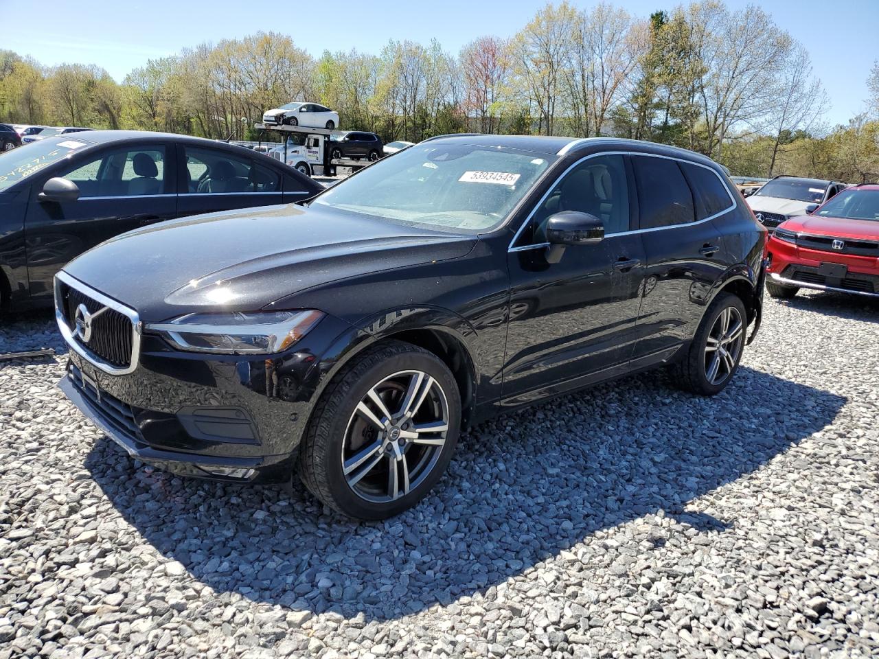 2018 VOLVO XC60 Momentum