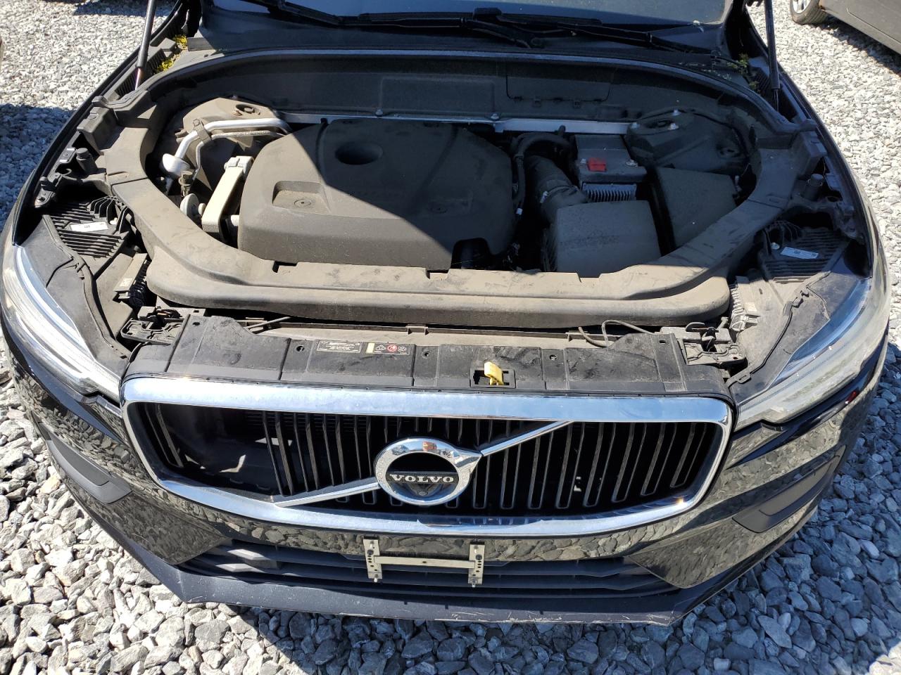 2018 VOLVO XC60 Momentum