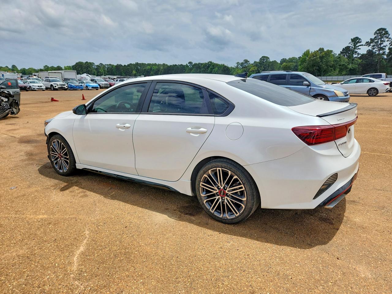 2024 KIA FORTE GT