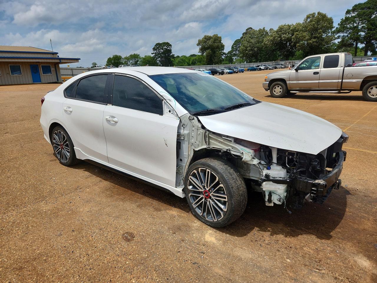 2024 KIA FORTE GT