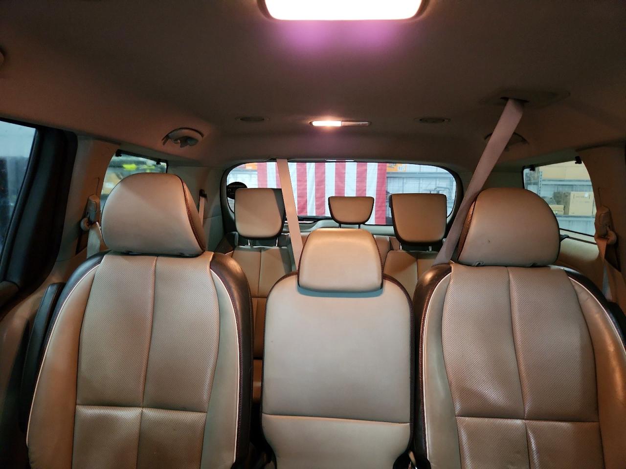 2017 KIA SEDONA LX