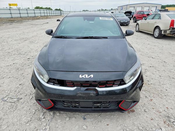 2022 KIA FORTE GT Line